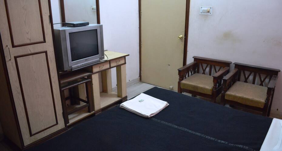 Hotel Gautam Grand, Varanasi 4